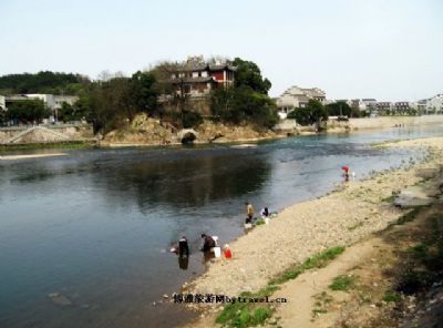 溪口風(fēng)景區(qū)為國家AAAAA級(jí)旅游景區(qū)溪口旅游